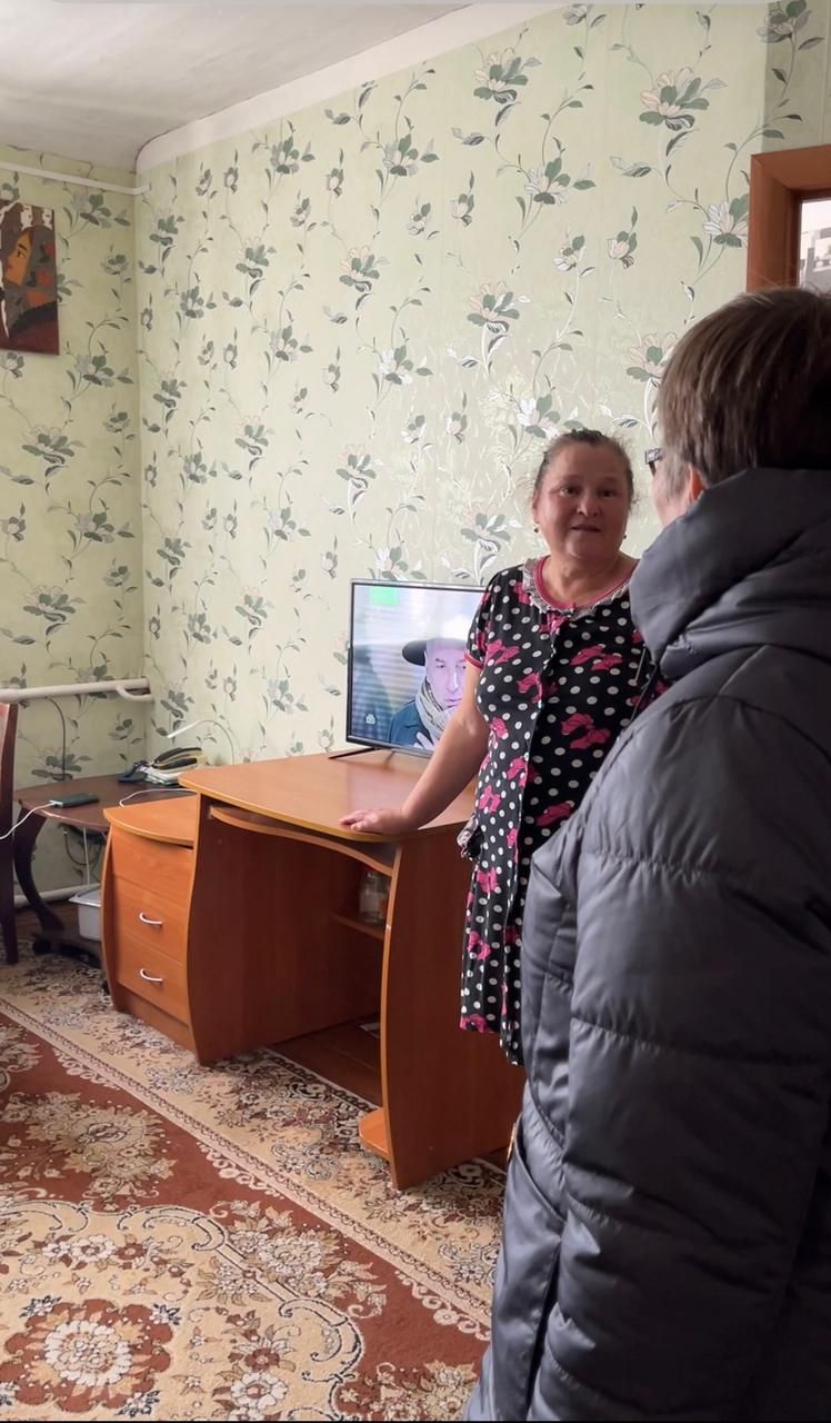Дания Абзалиева навестила маму и бабушку участника СВО