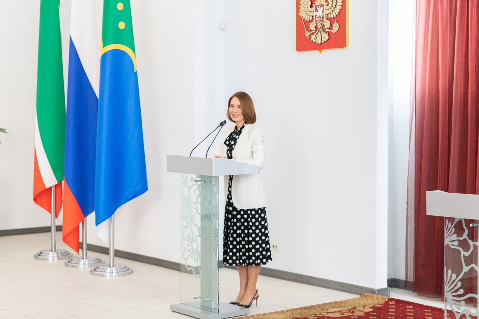 Депутат Госдумы РФ Альфия Когогина подарила подписку на «Агрызские вести»