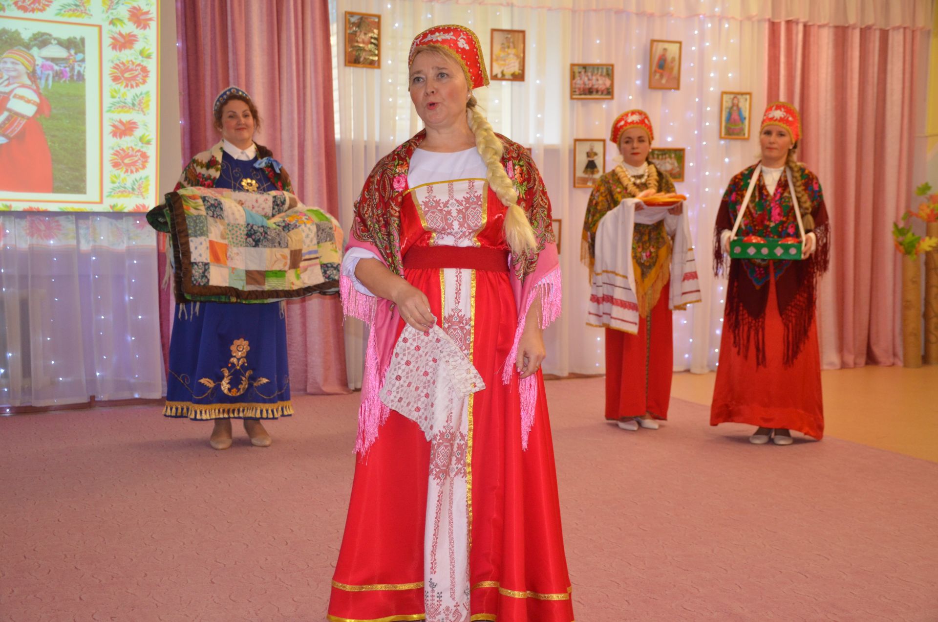 Между городскими детскими садами прошел конкурс «Дружная семья народов» (ФОТО)