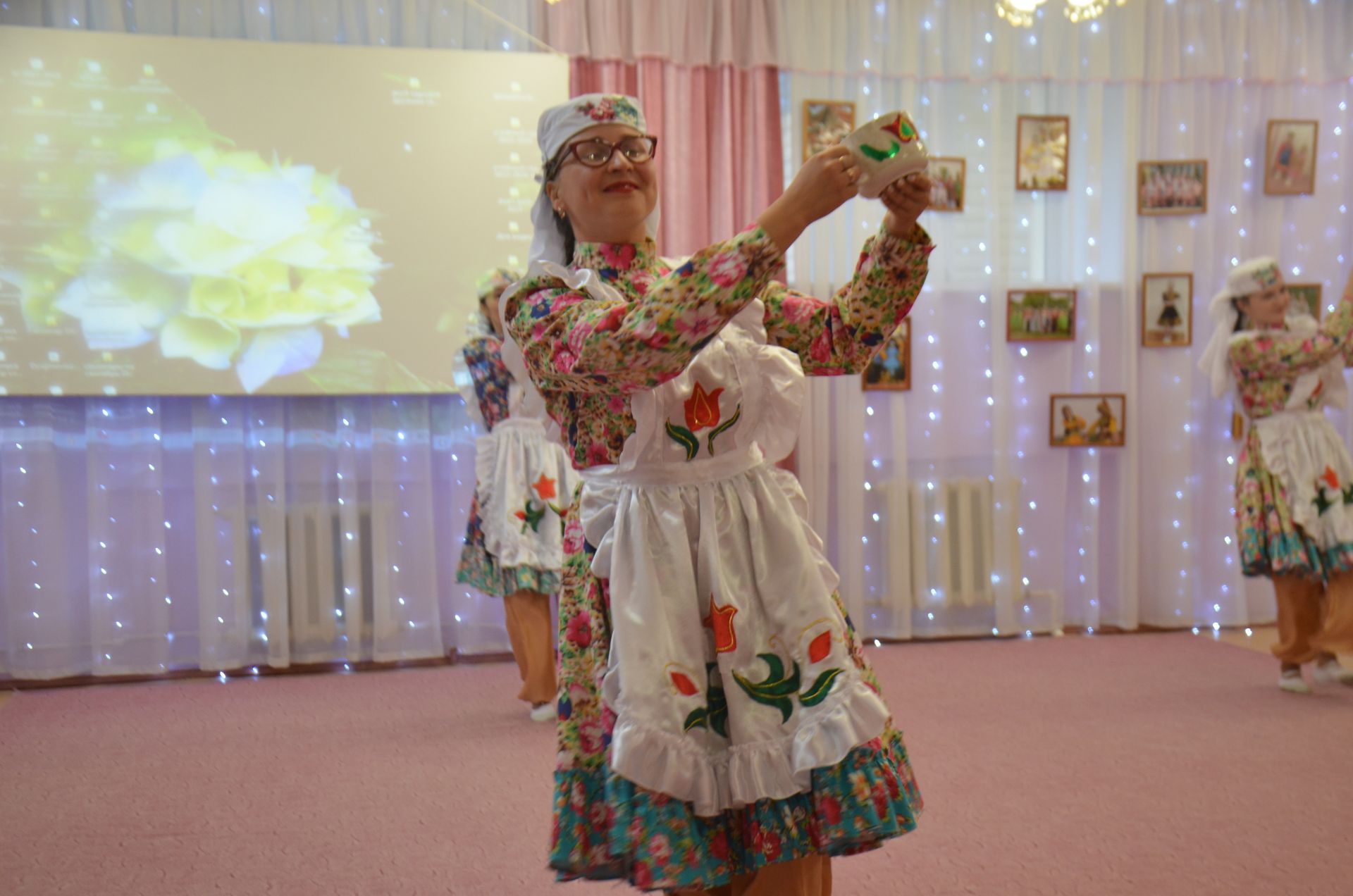 Между городскими детскими садами прошел конкурс «Дружная семья народов» (ФОТО)