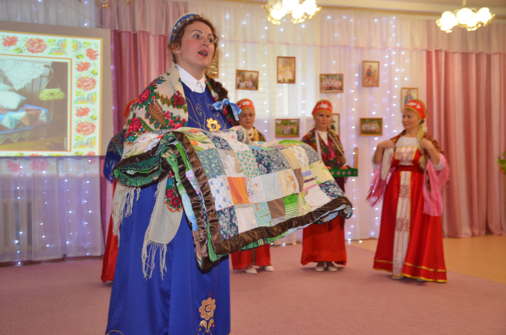 Между городскими детскими садами прошел конкурс «Дружная семья народов» (ФОТО)