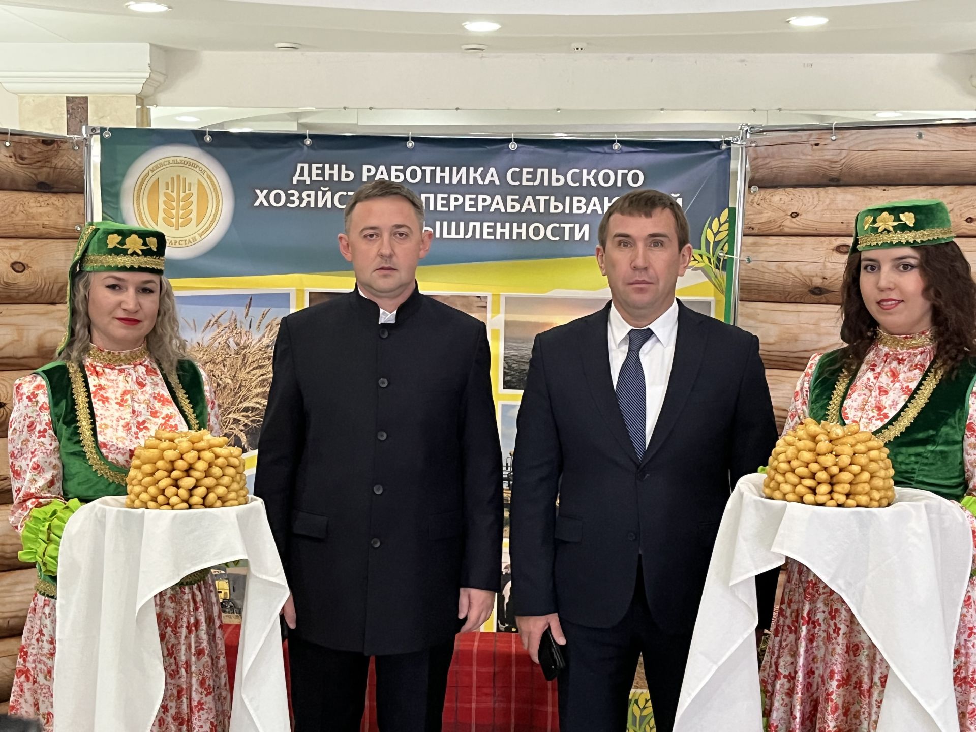 В Агрызе чествуют ветеранов и тружеников села (ФОТО, ВИДЕО)