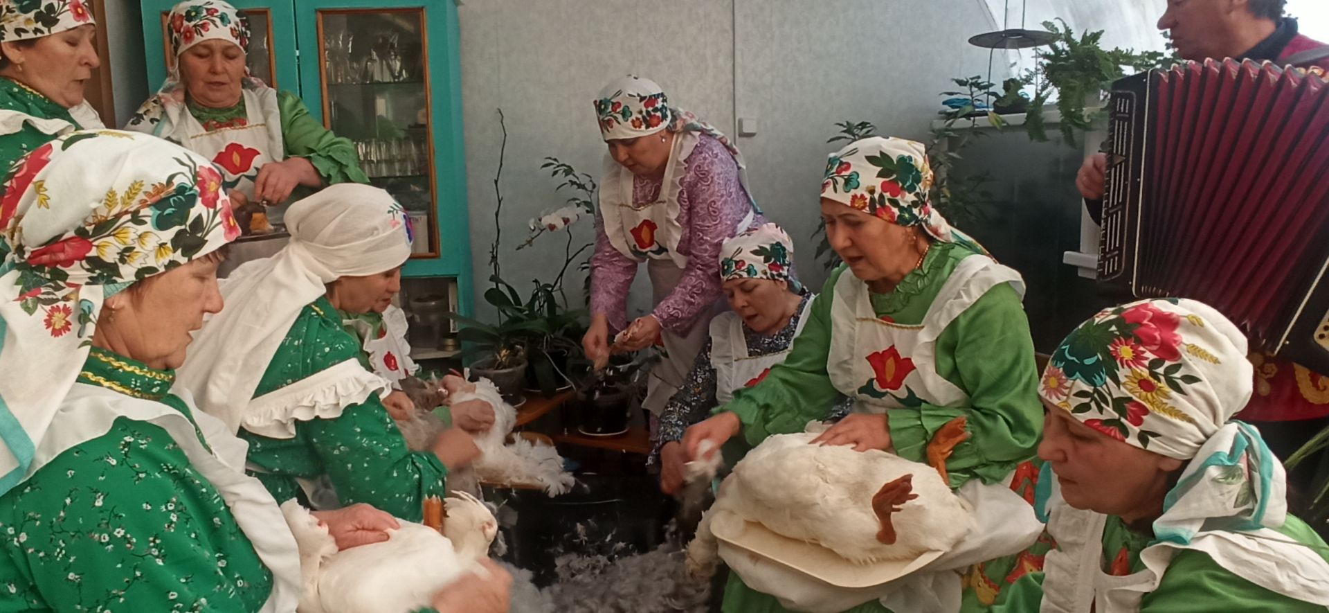 В Мукшуре Агрызского района прошел праздник гусиного пера (ФОТОРЕПОРТАЖ)