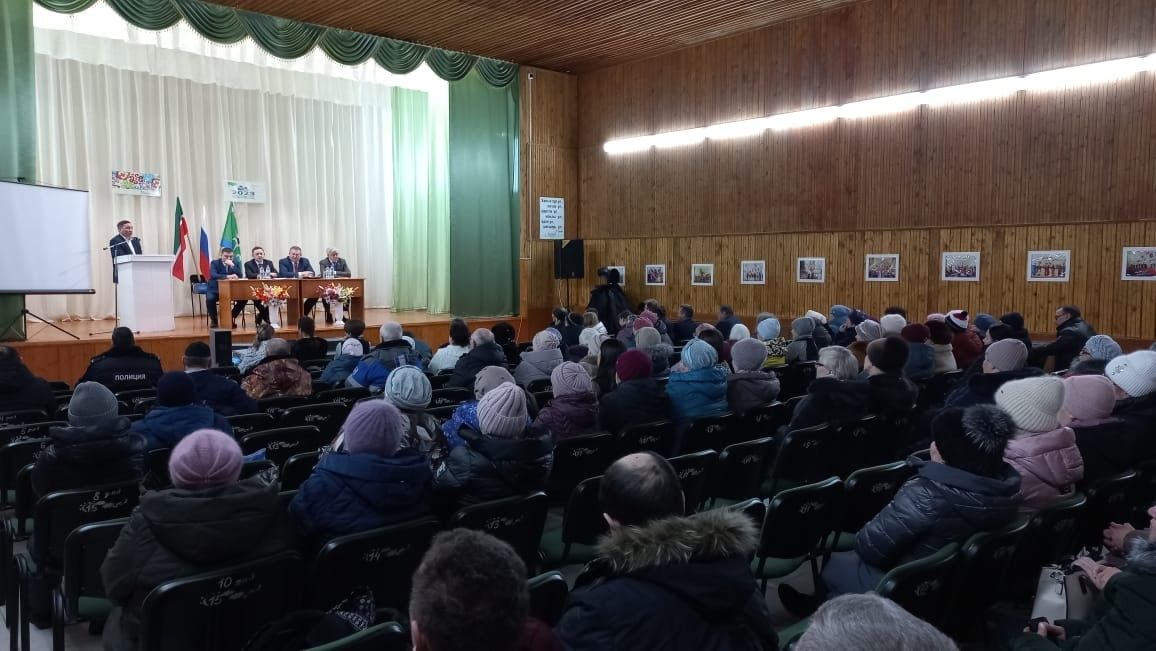 На сходе граждан в Терсях озвучили главные проблемы