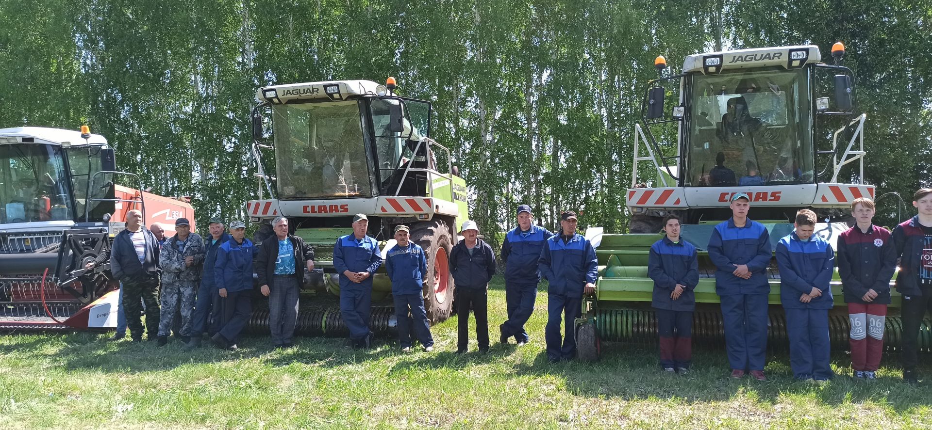 Махсус комиссия терлек азыгы хәзерләүдә эшләячәк техниканы тикшерде