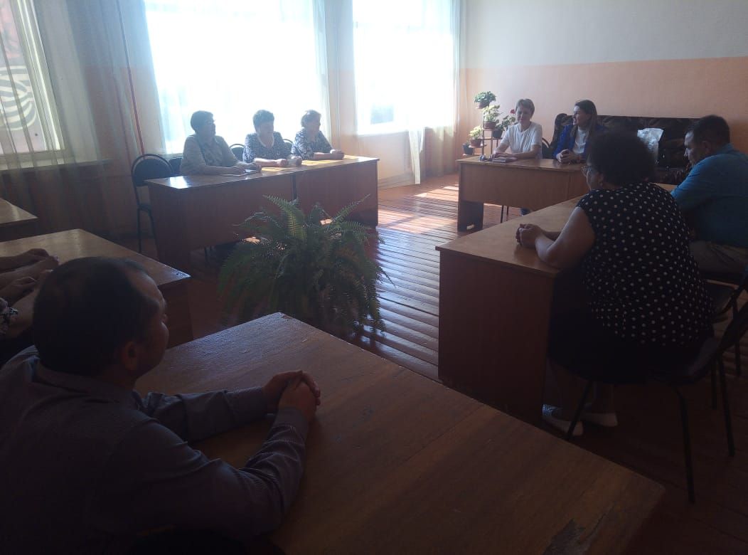 В Кичкетанской школе прошло собрание на тему профилактики детского дорожно-транспортного травматизма