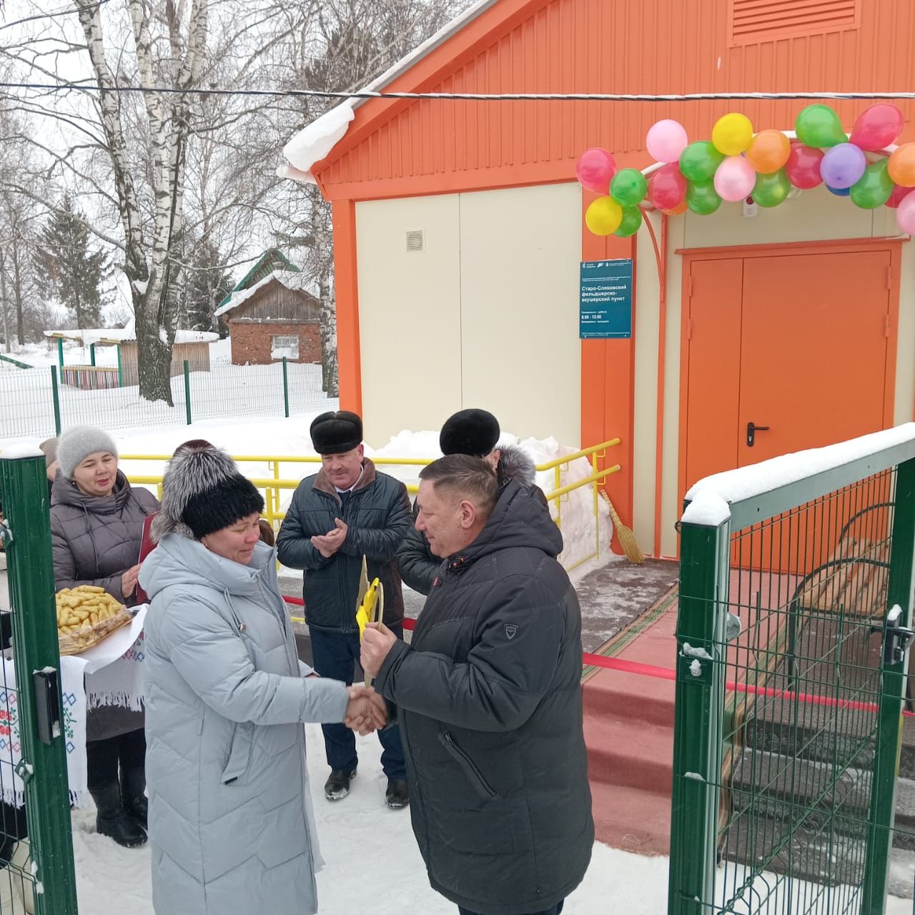 Благодаря Нацпроекту «Здравоохранение» в селе Старое Сляково открылся новый модульный ФАП