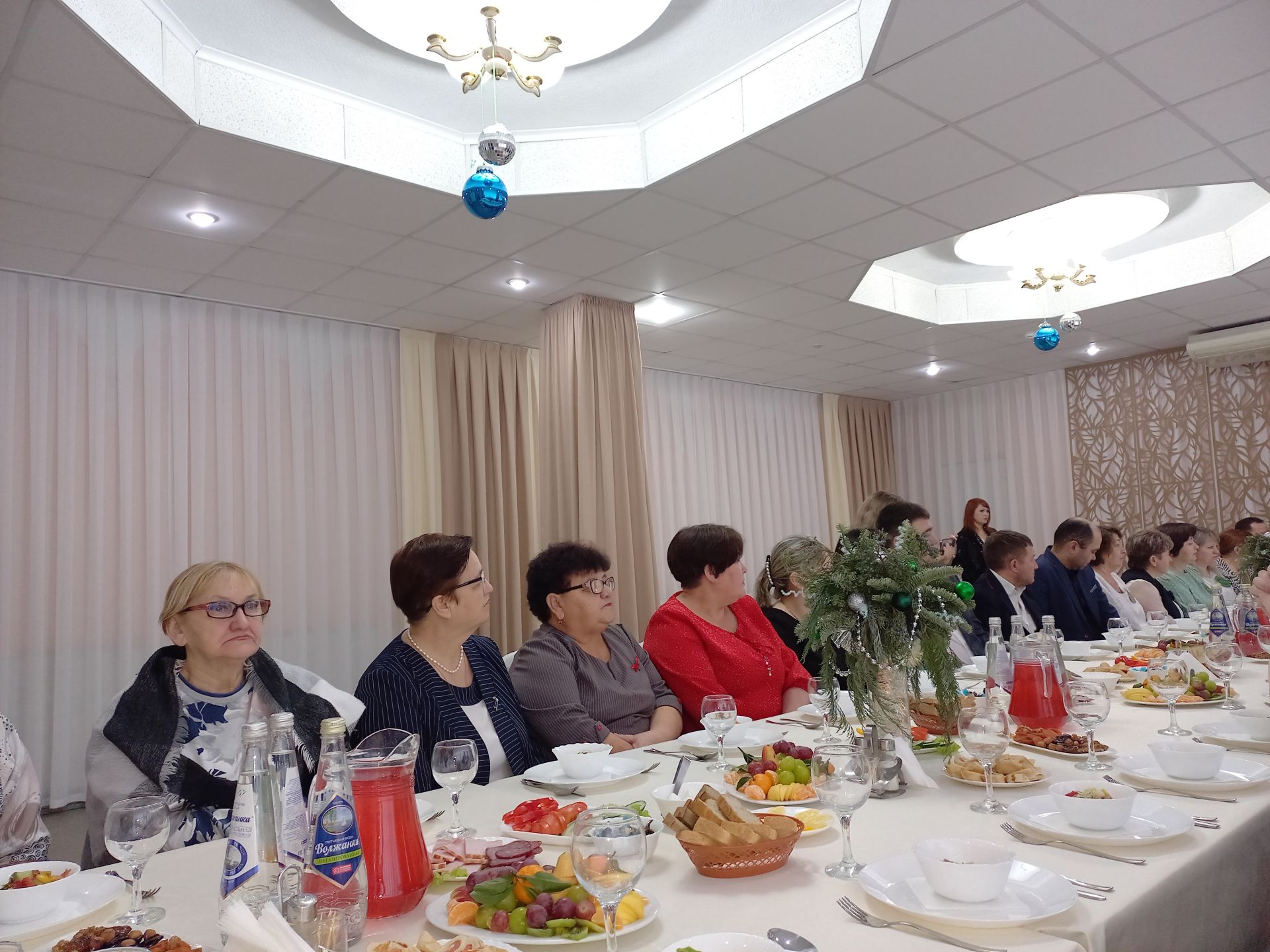 Әгерҗедә хәрбиләр һәм волонтерлар белән очрашу узды