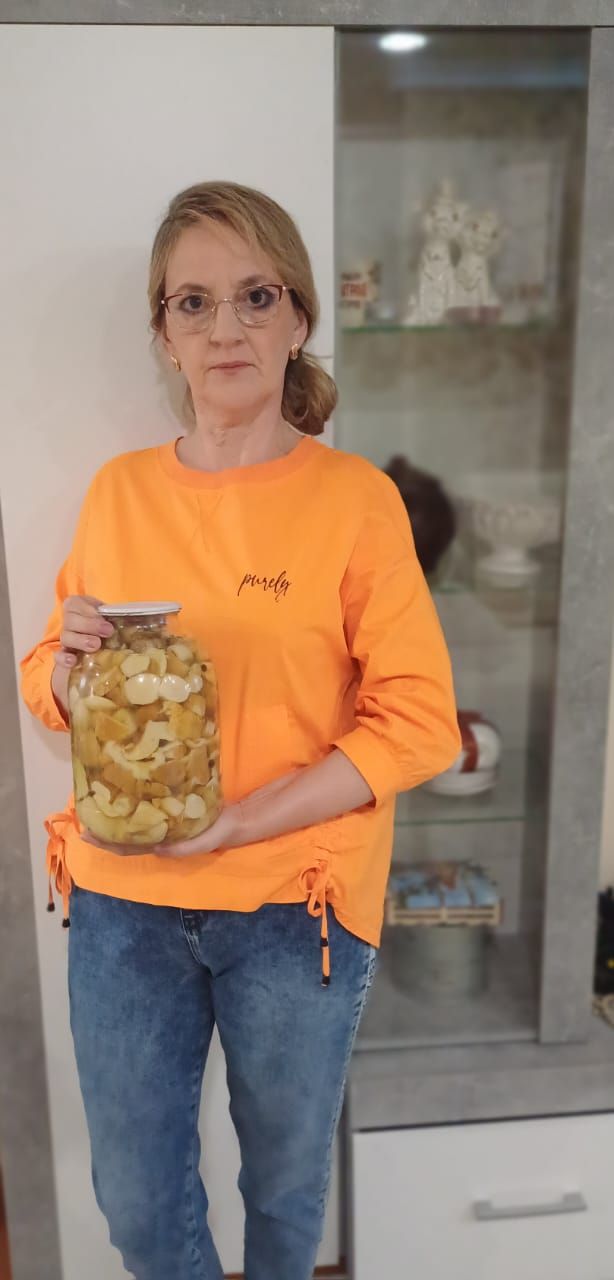 Салагыштан Ясәвиевлар гаиләсе гөмбә сезонын көтеп ала