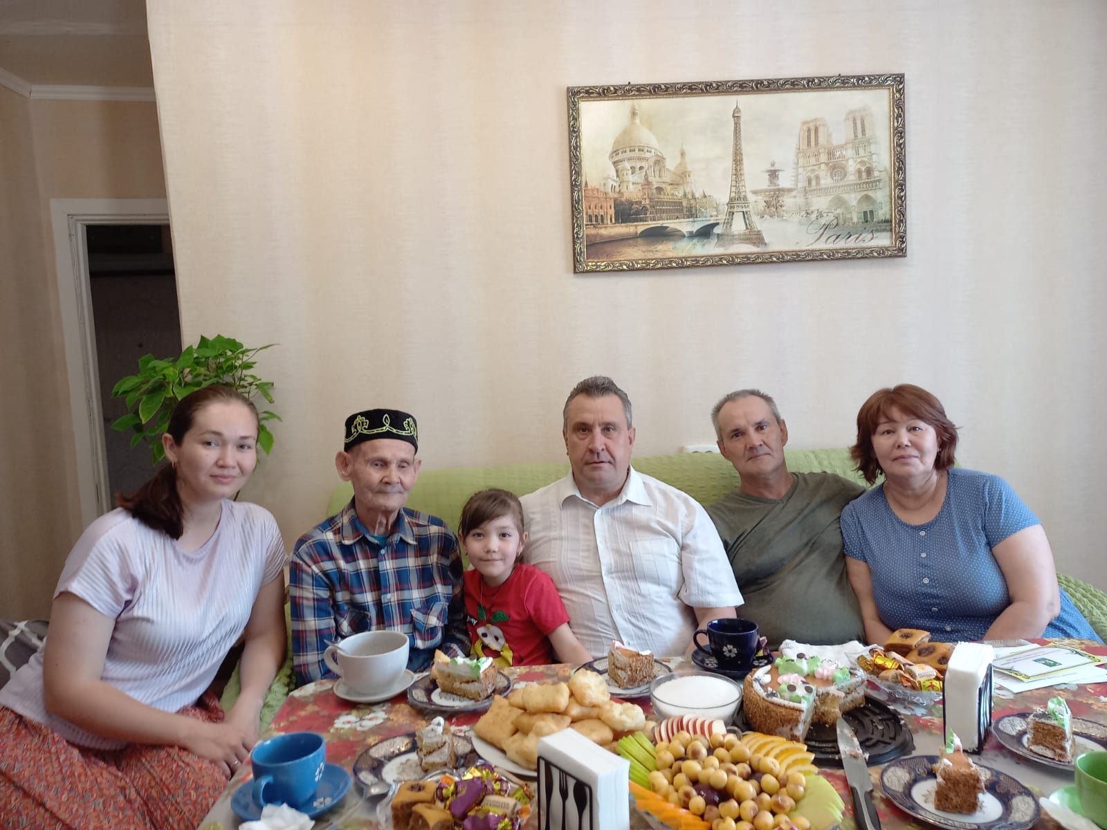 Әгерҗедә яшәүче тыл һәм хезмәт ветеранын олуг юбилее белән котладылар