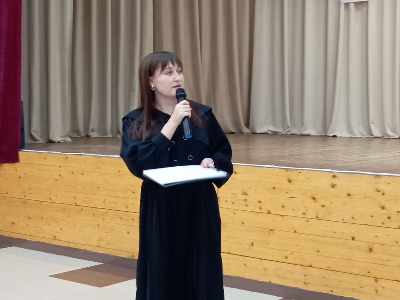 Сегодня в Агрызе проходит конкурс «Воспитать человека»