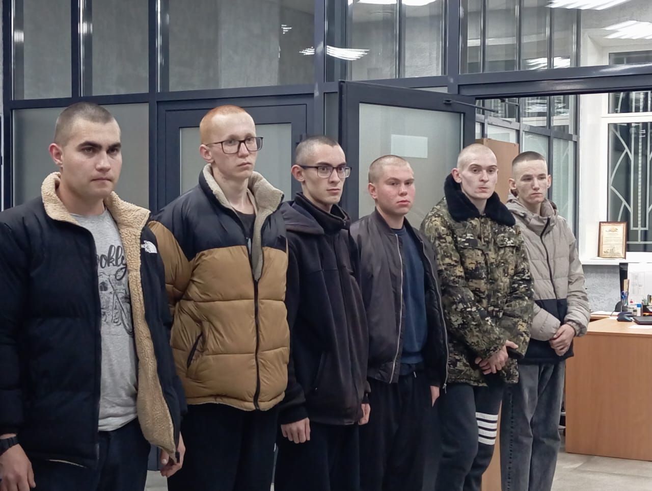 Из Агрызского района отправились на службу в армию 13 ребят