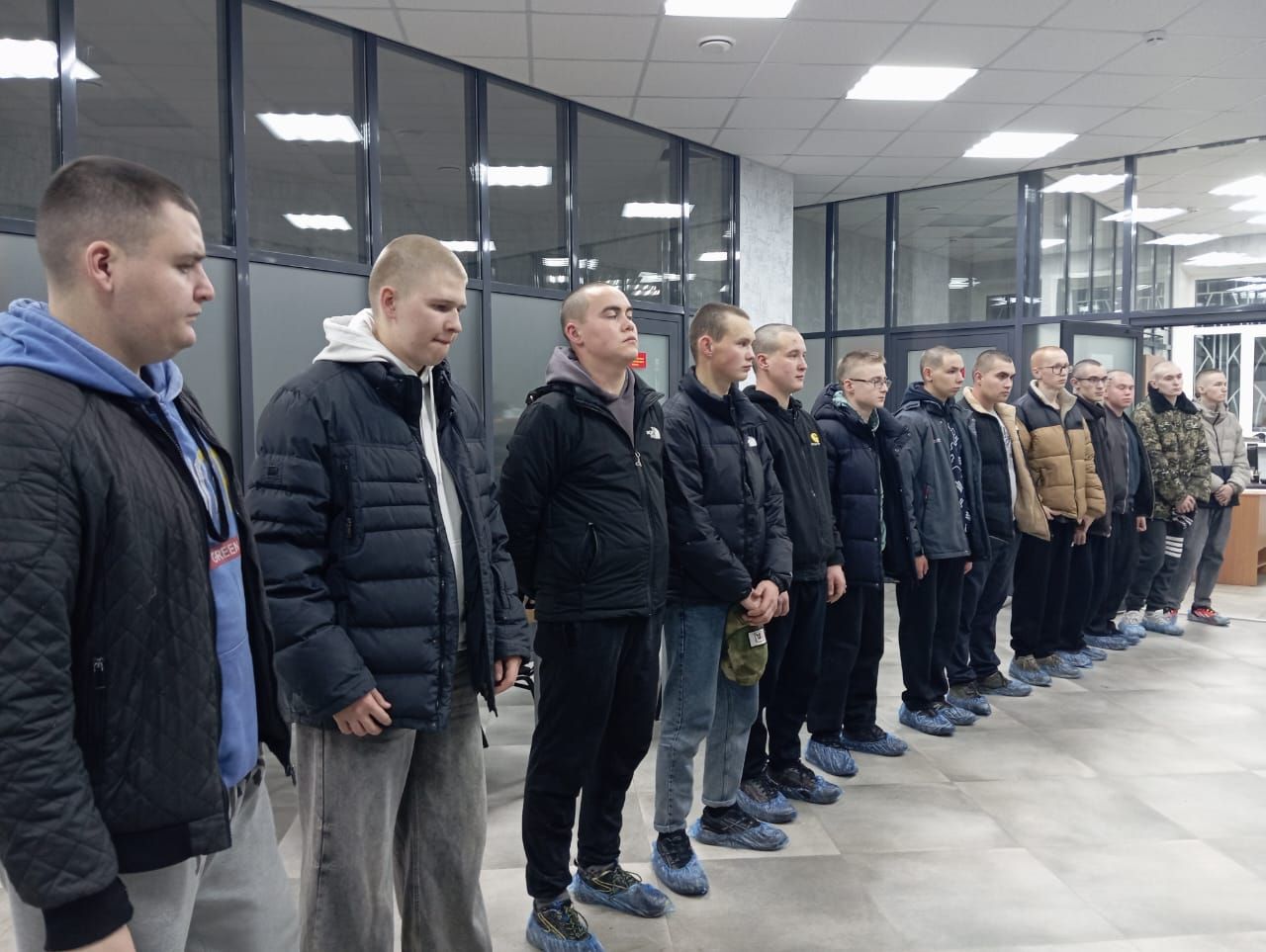 Из Агрызского района отправились на службу в армию 13 ребят