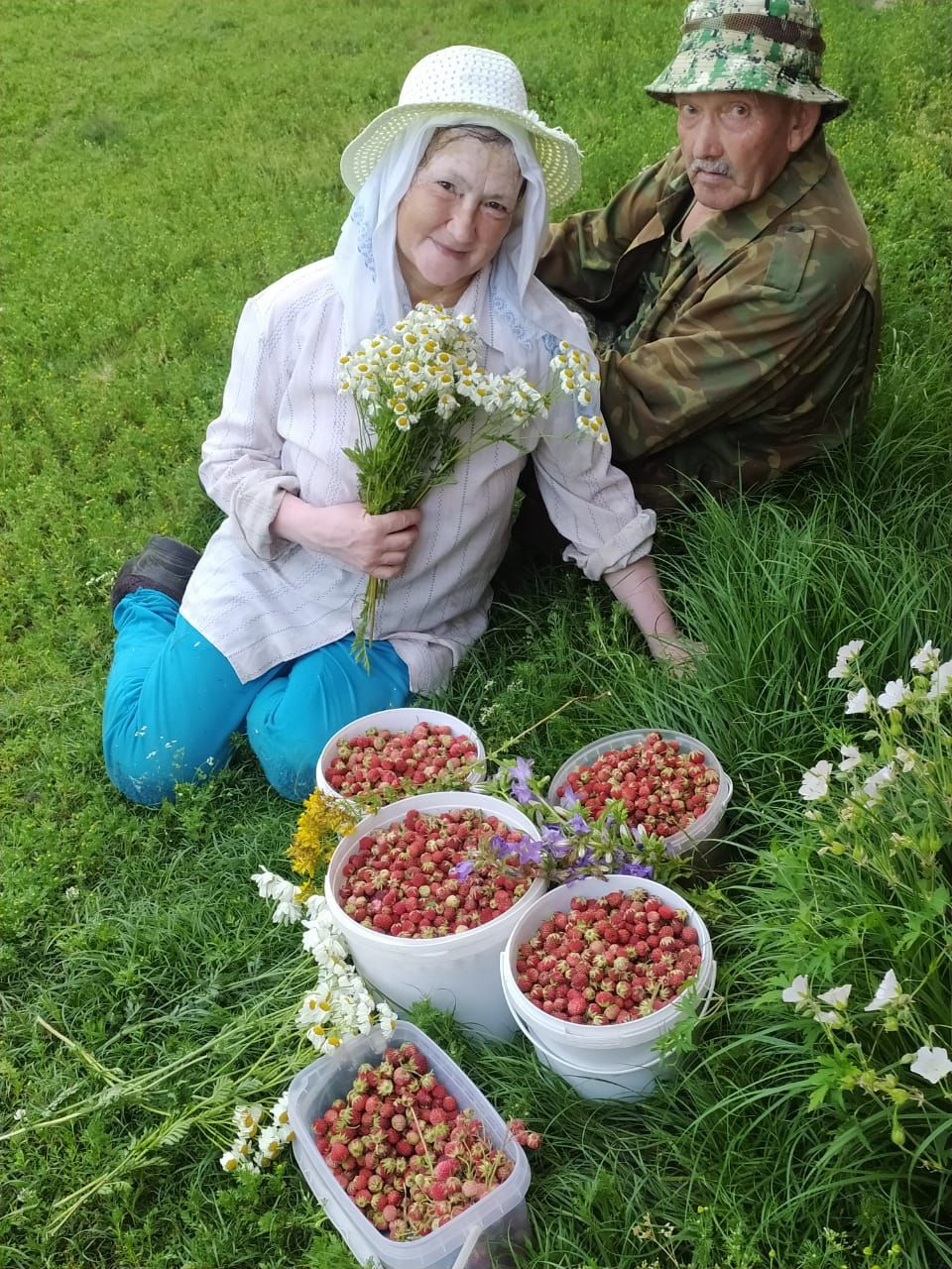 Сирина Хасанова из Табарлей: «Наши погреба ломятся от даров природы — хватит и нам, и детям, и родственникам»