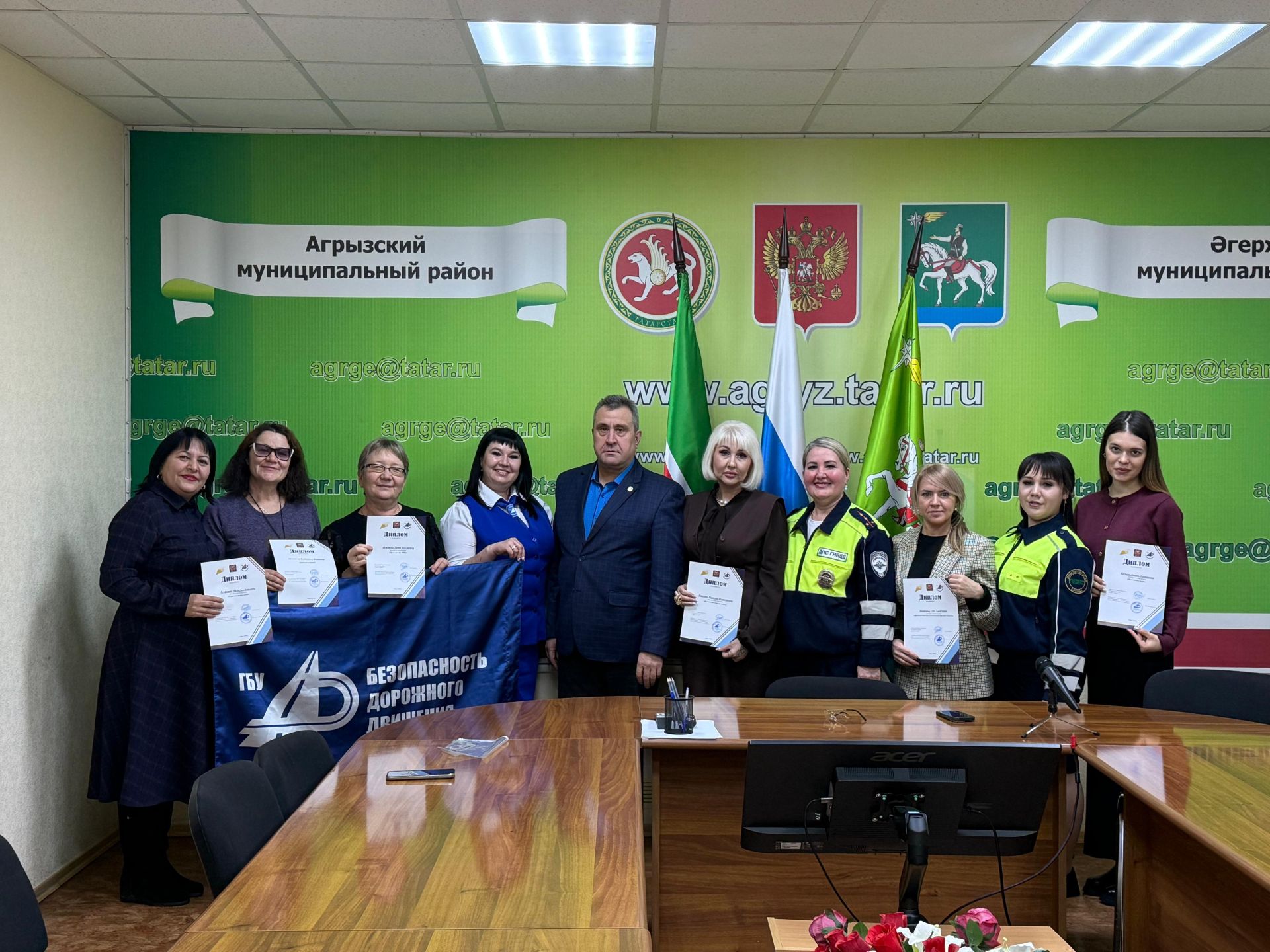 В Агрызе наградили журналистов, освещающих безопасность дорожного движения