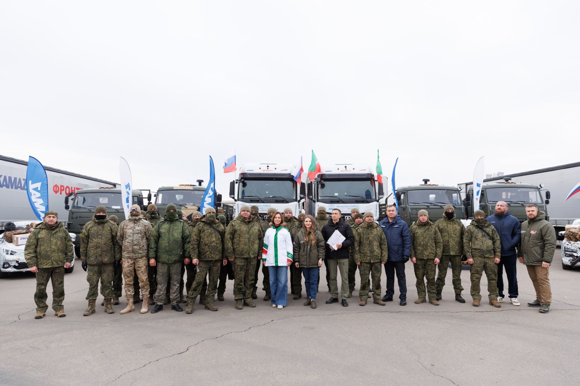 Альфия Когогина доставила предновогодний гуманитарный груз в зону СВО