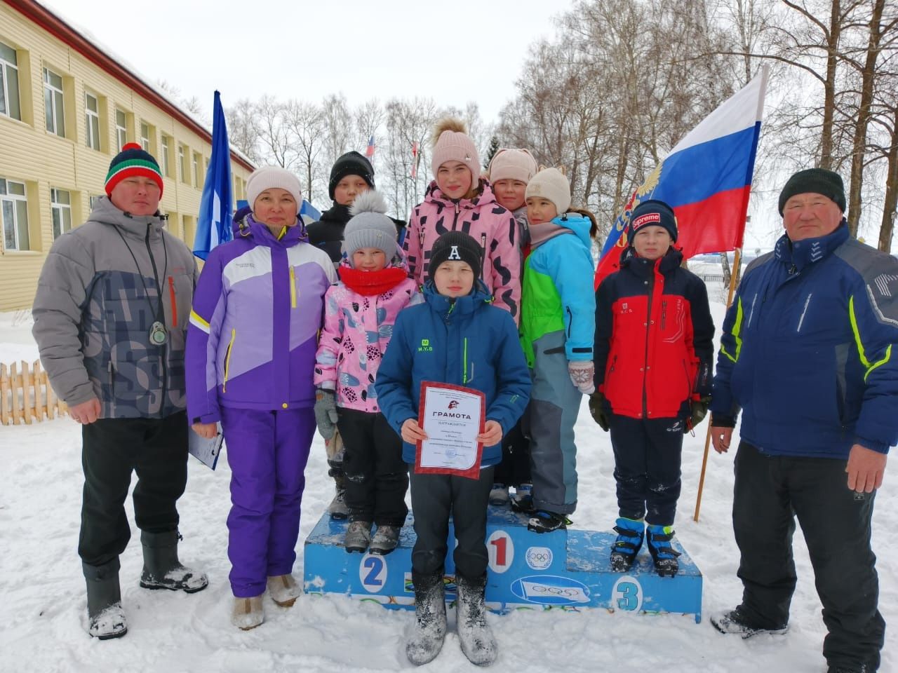 В Бимской школе прошли соревнования по биатлону в рамках проекта «80 шагов к Победе»