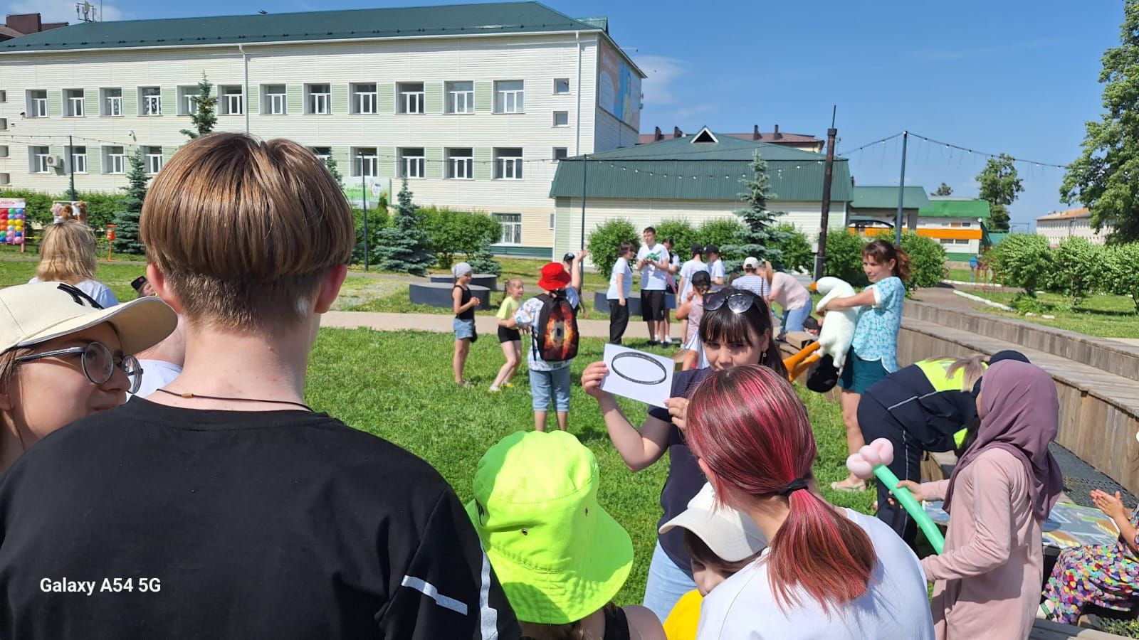В Агрызе отметили День защиты детей ярким уроком ПДД