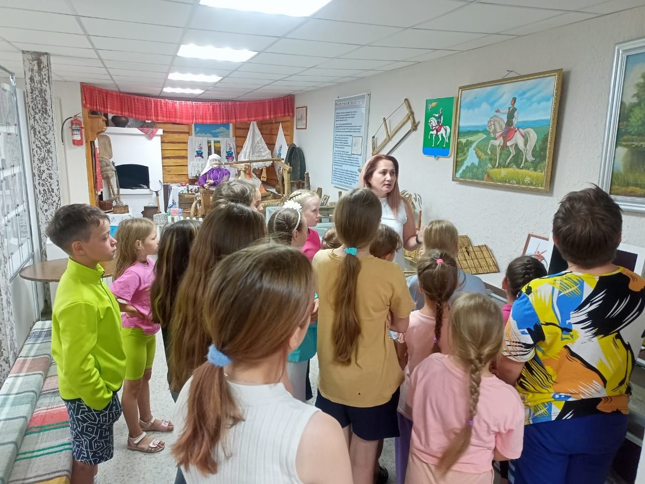 В Агрызе стартовал библиотечный лагерь «Книжная радуга»
