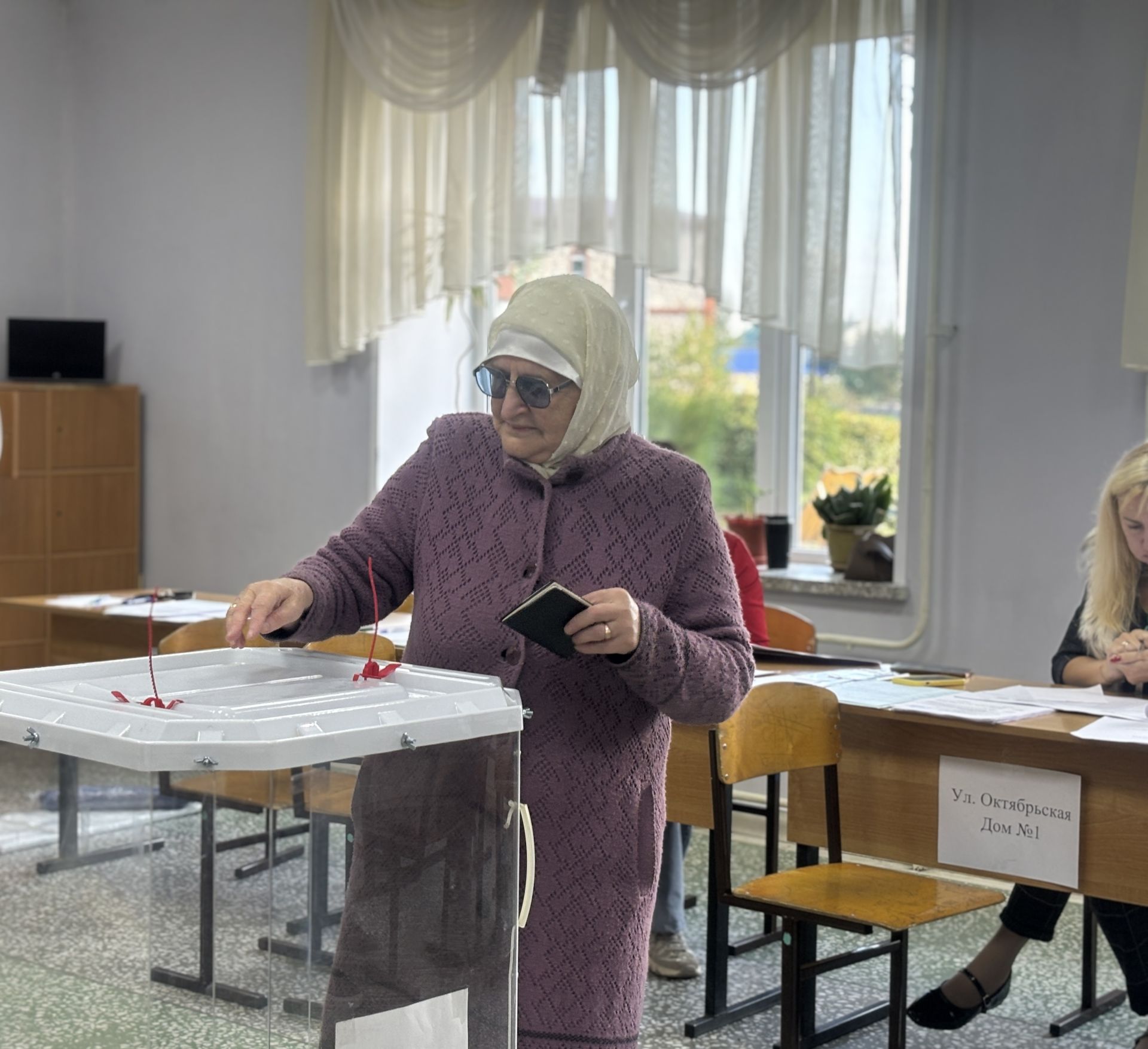 В Агрызском районе начали работу избирательные участки