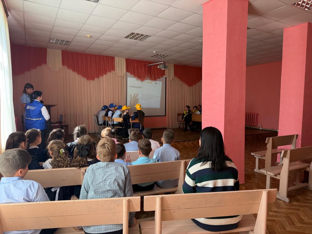 Азбука дорожного движения: гимназисты Агрыза доказали, что правила знают на «отлично»