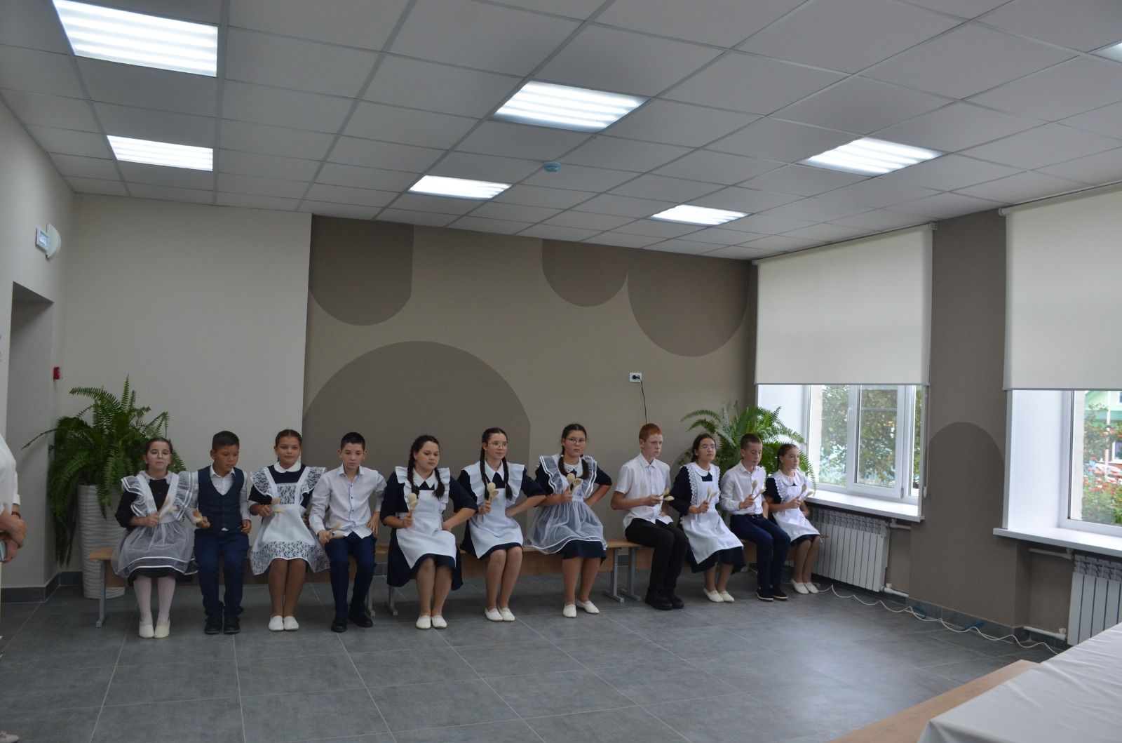 Исәнбай мәктәбе ашханәсе заманча төсмер алды