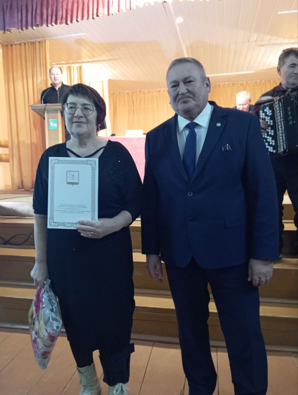 Девятерня авыл җирлегендә узган җыен бүләкләүләргә бай булды