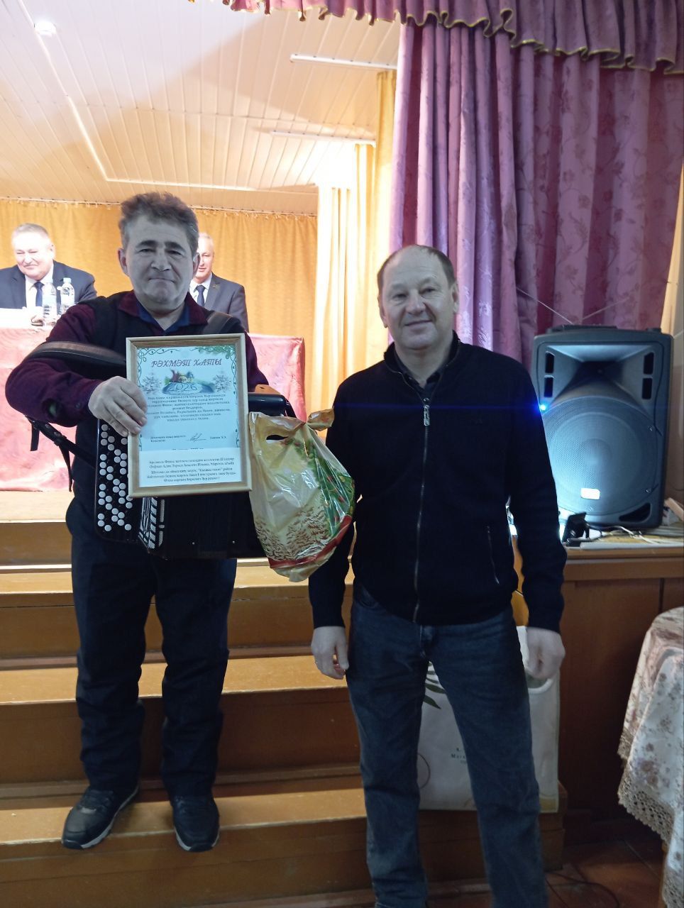 Девятерня авыл җирлегендә узган җыен бүләкләүләргә бай булды
