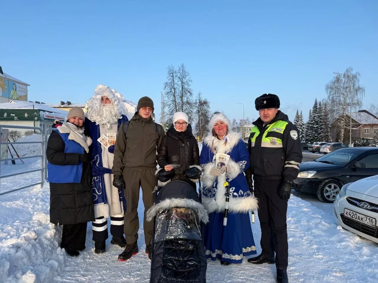 В Агрызе прошла всероссийская акция «Полицейский Дед Мороз»