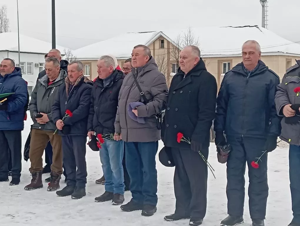 Агрызские ветераны-афганцы собрались на митинг в Сквере Победы