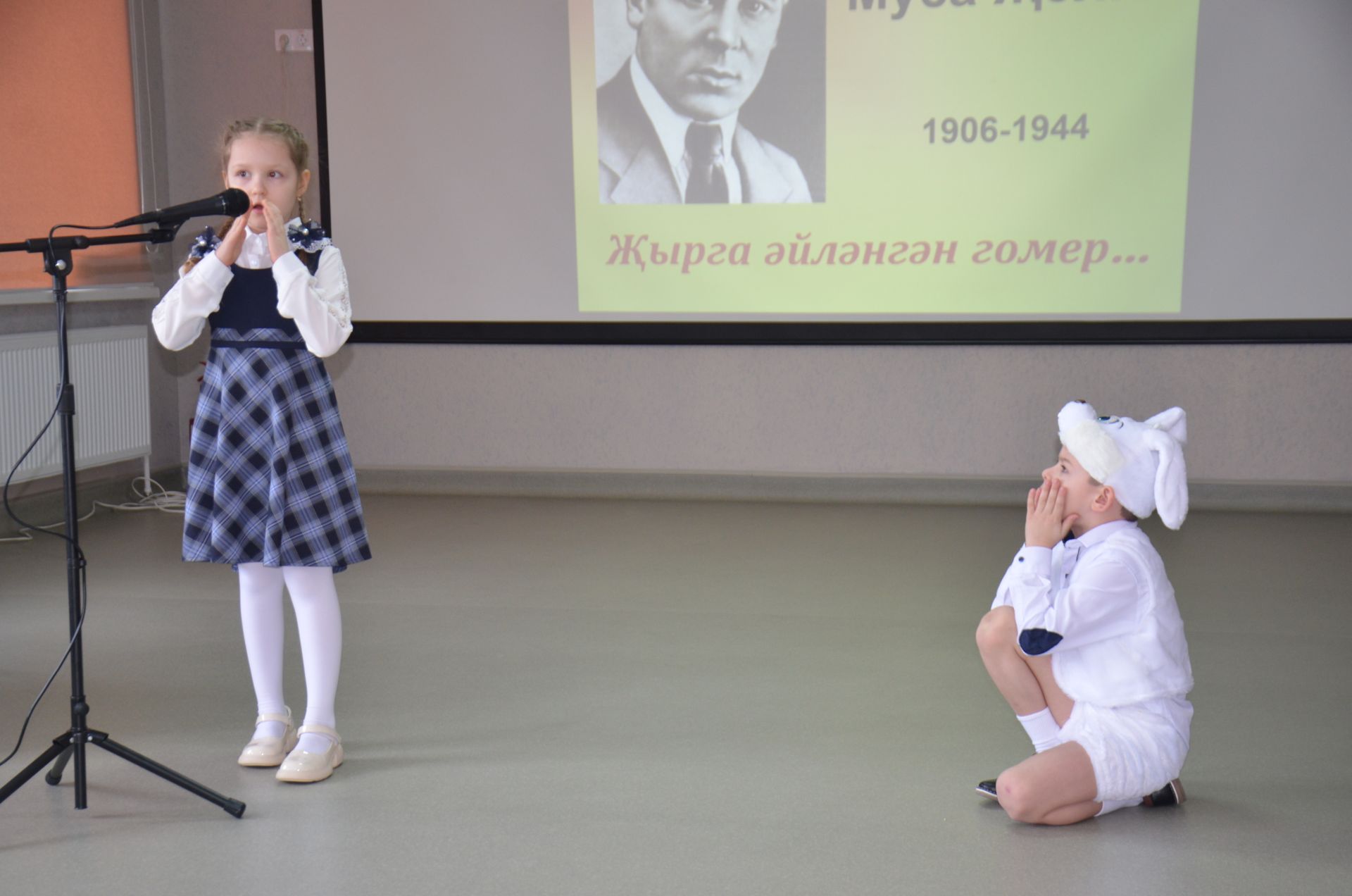 4нче мәктәптә Муса Җәлилнең тууына 120 ел тулуга багышланган шигырь бәйгесе узды