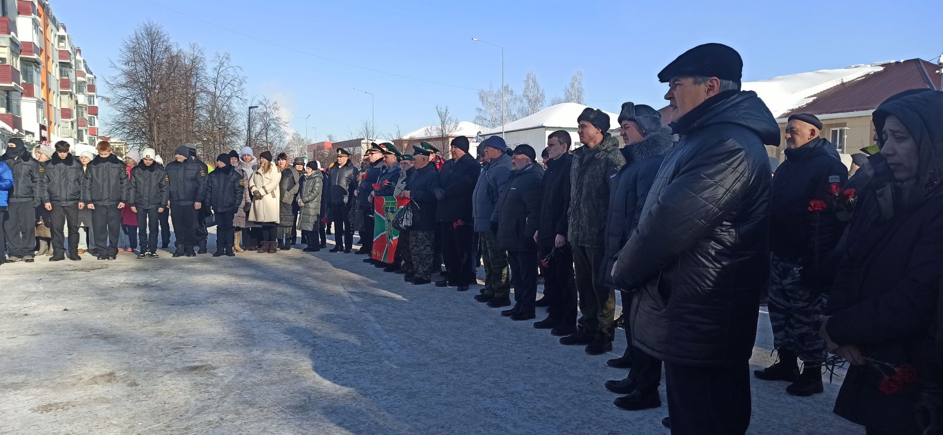 В Агрызе у Вечного огня почтили память защитников Отечества