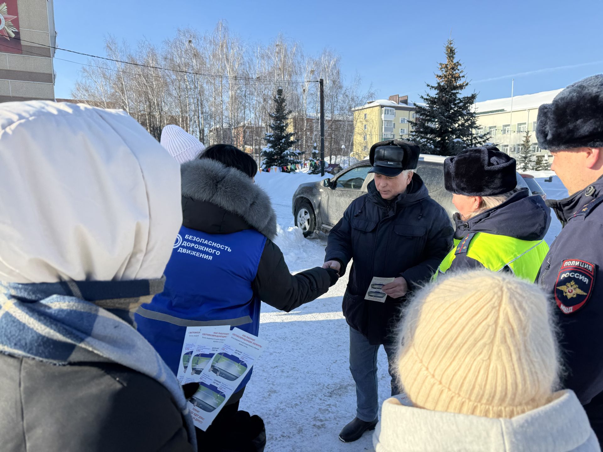 В Агрызе прошла акция «Стань заметней на дороге», приуроченная ко Дню защитника Отечества