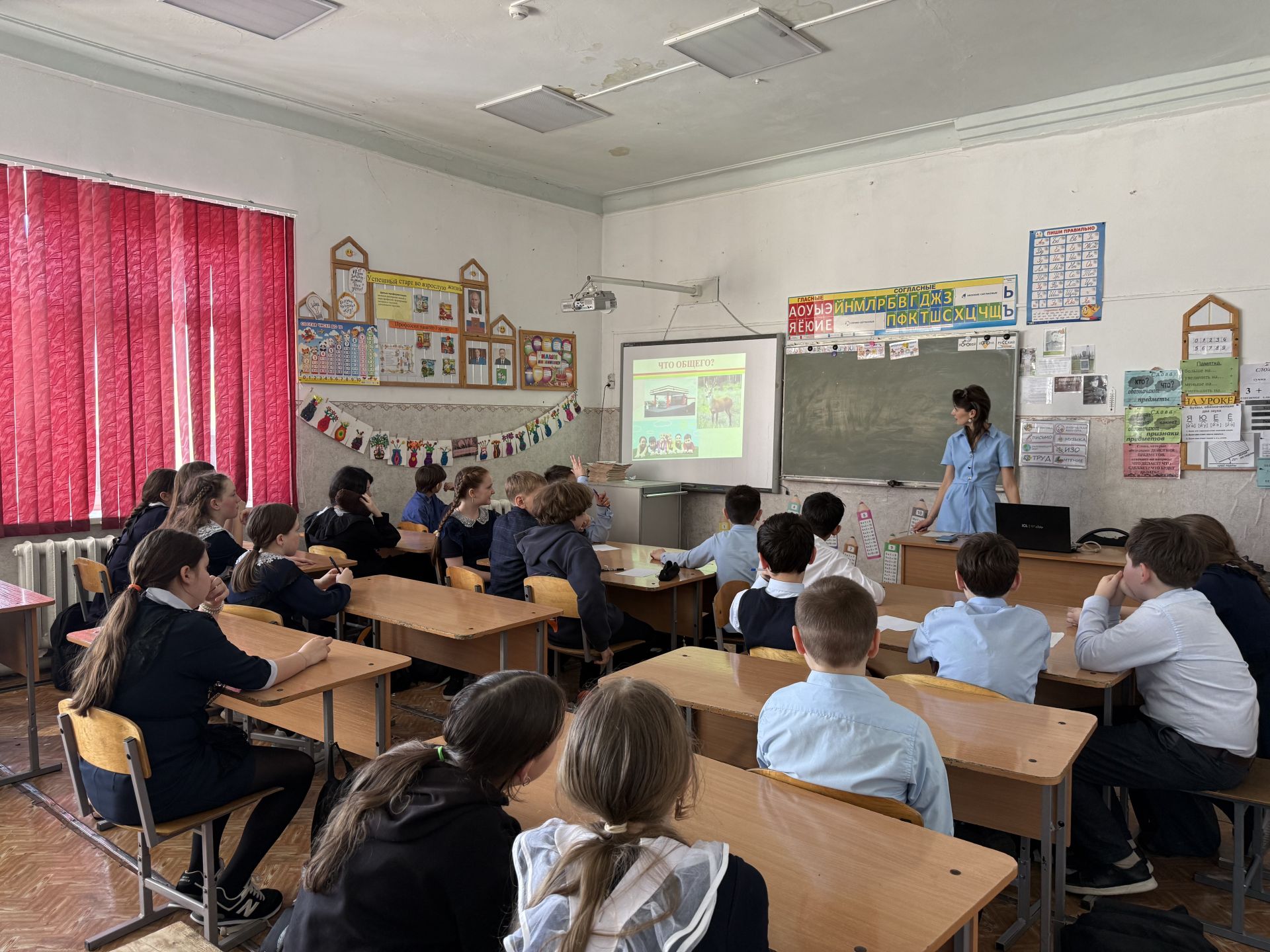 В гимназии №1 Агрыза прошла квиз-игра «Где логика?» по правилам дорожного движения