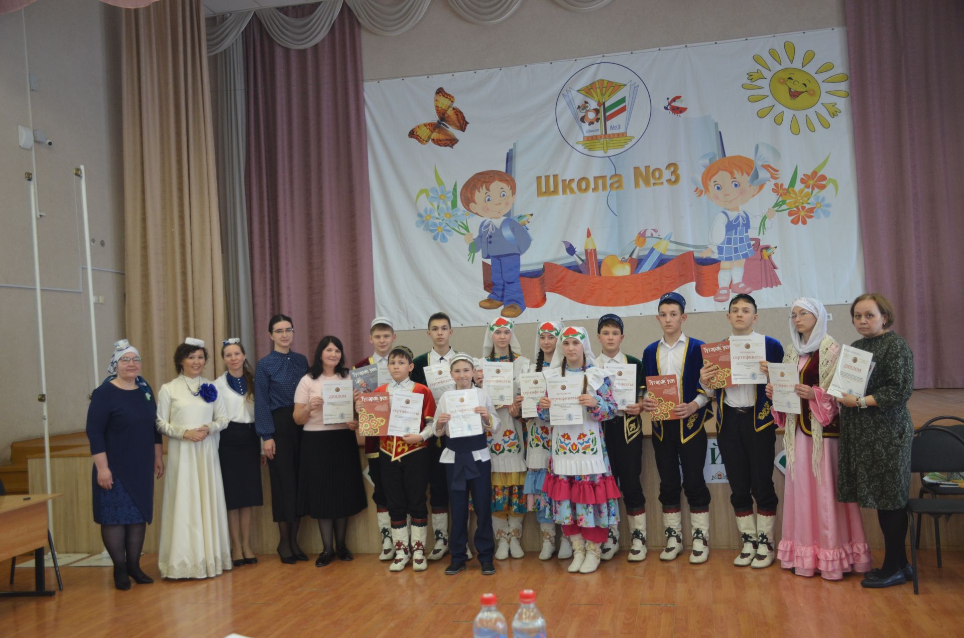 Бүген Әгерҗенең Таҗи Гыйззәт исемендәге 3нче мәктәбендә зур милли бәйрәм узды