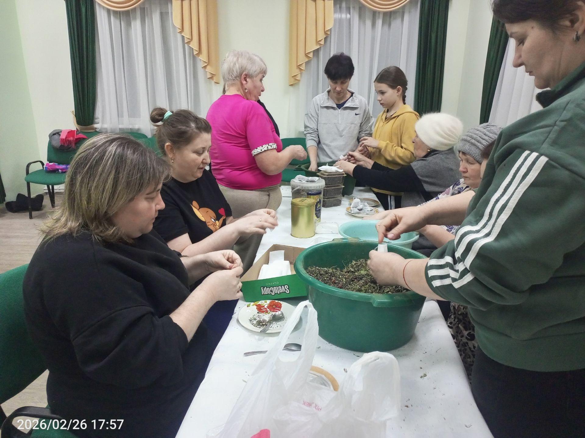 Жители Шаршадинского поселения собрали 500 пакетов с целебными травами для бойцов СВО