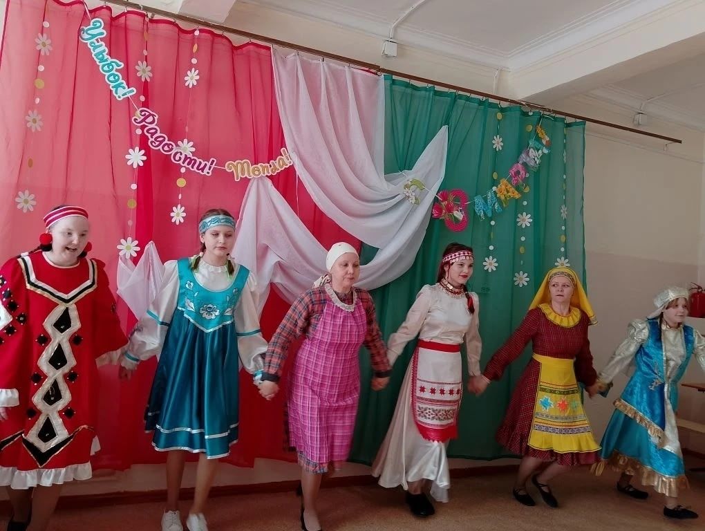 В школе-интернате прошло мероприятие, приуроченное к Международному женскому дню