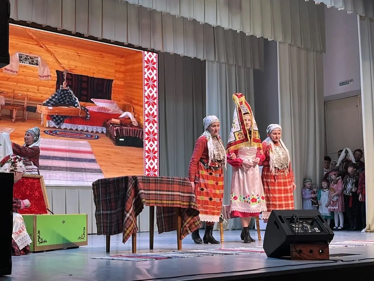 В Кукморе проходит зональный этап фестиваля родословной «Эхо веков»