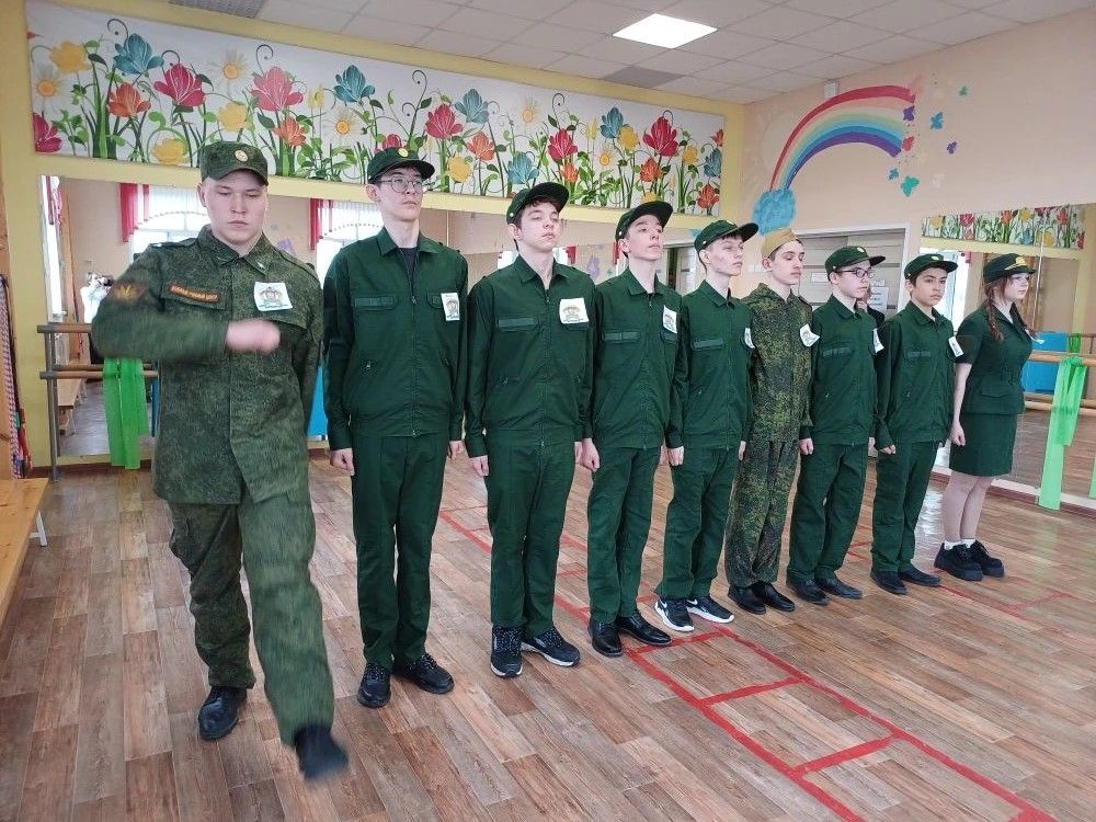 Строевая, БПЛА и переправа через болото: как в Агрызском районе прошла «Зарница 2.0»
