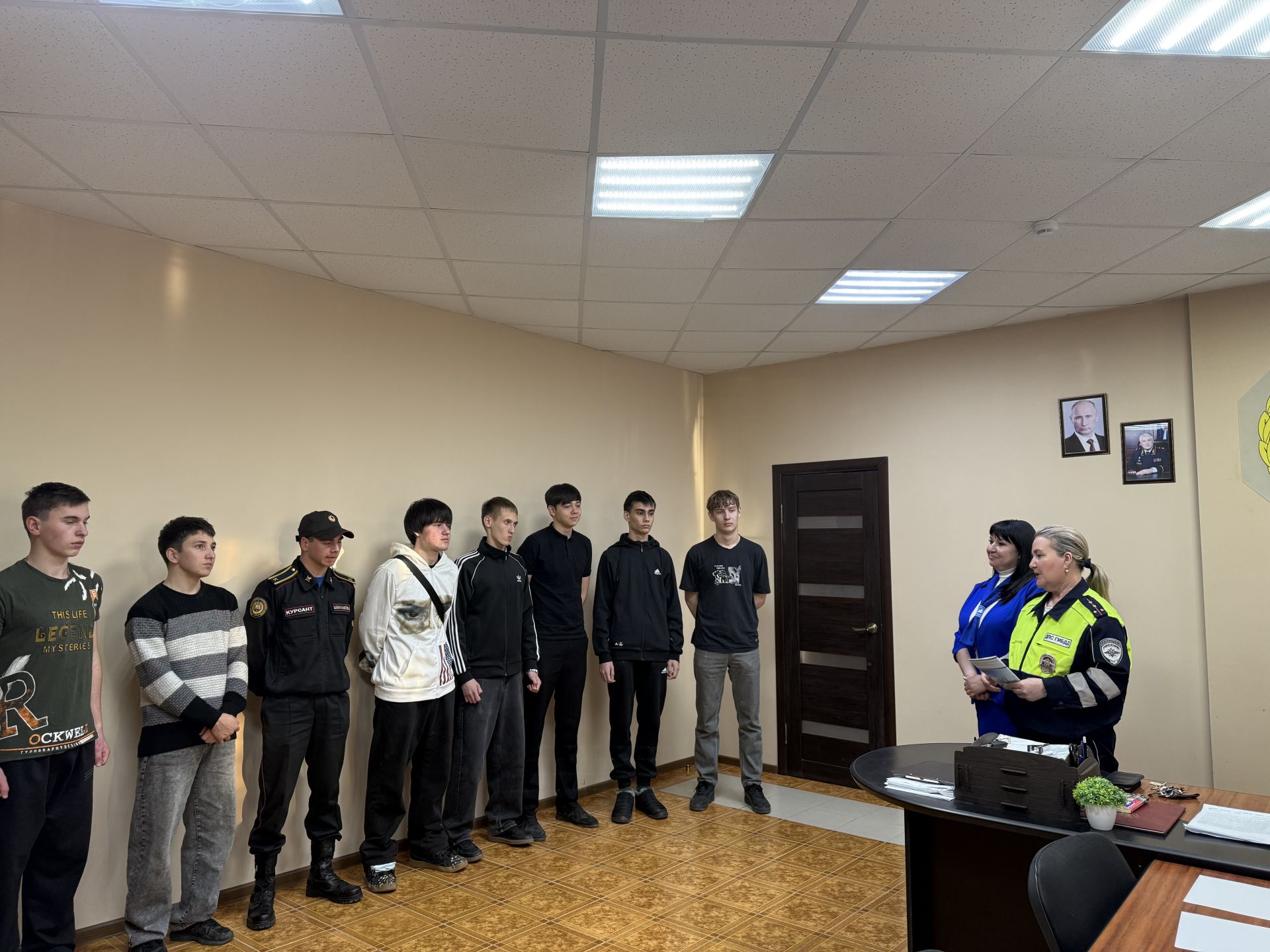 В Агрызском районе прошёл конкурс по автомногоборью среди обучающихся автошколы