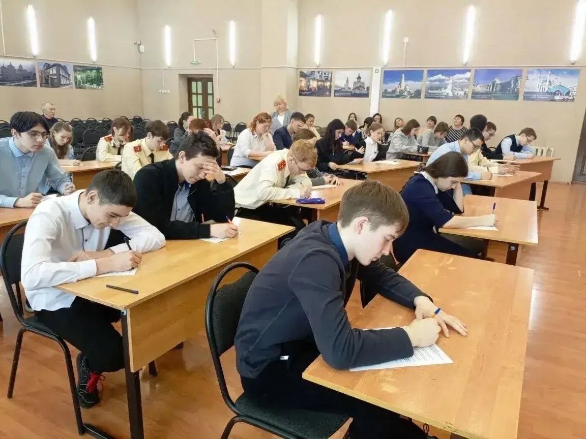 В школе №3 прошёл конкурс «Лучший знаток истории»