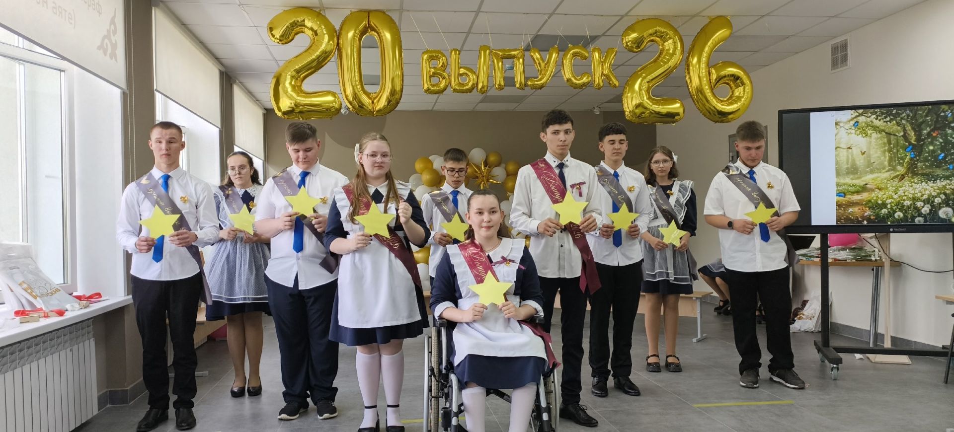 Последний звонок в школах Агрызского района: детство провожают, но будущее встречают