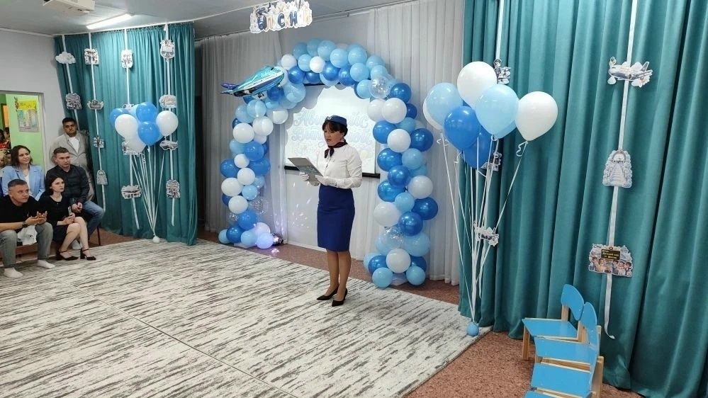 В детском саду №4 прошел выпускной бал «Авиарейс – 2026»