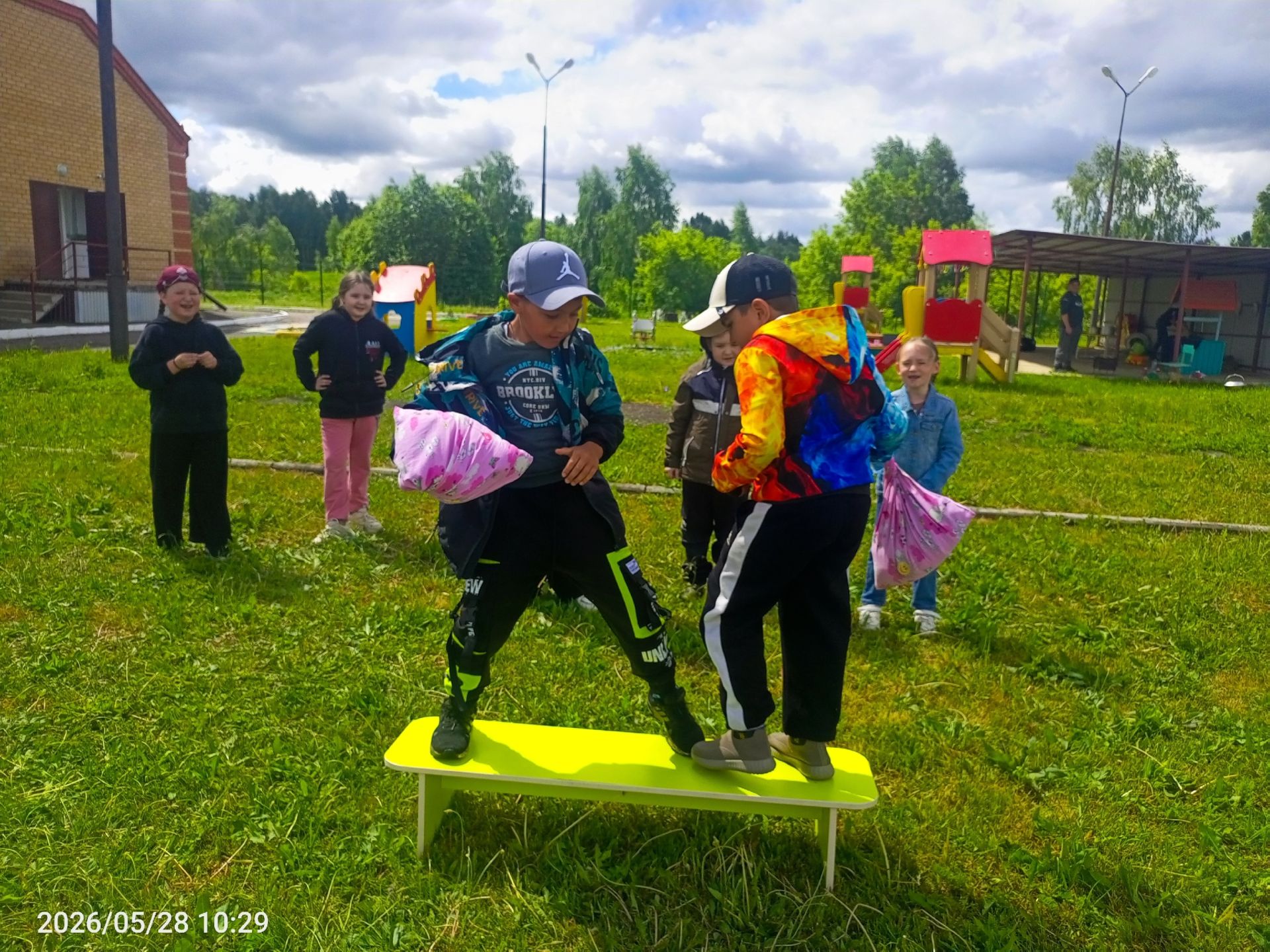 В Шаршадинском сельском поселении прошел квартирник на природе «Новое поколение — мы за ЗОЖ»