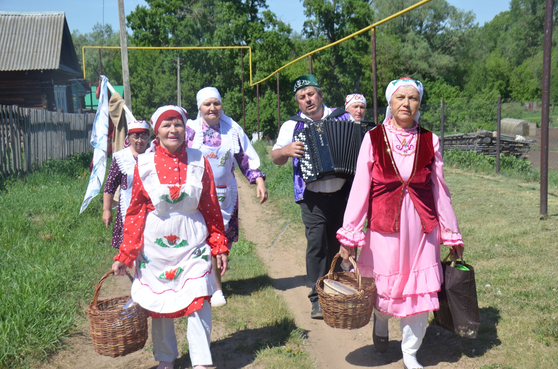 Сбор подарков к Сабантую в Уразаево: традиция, которая объединяет
