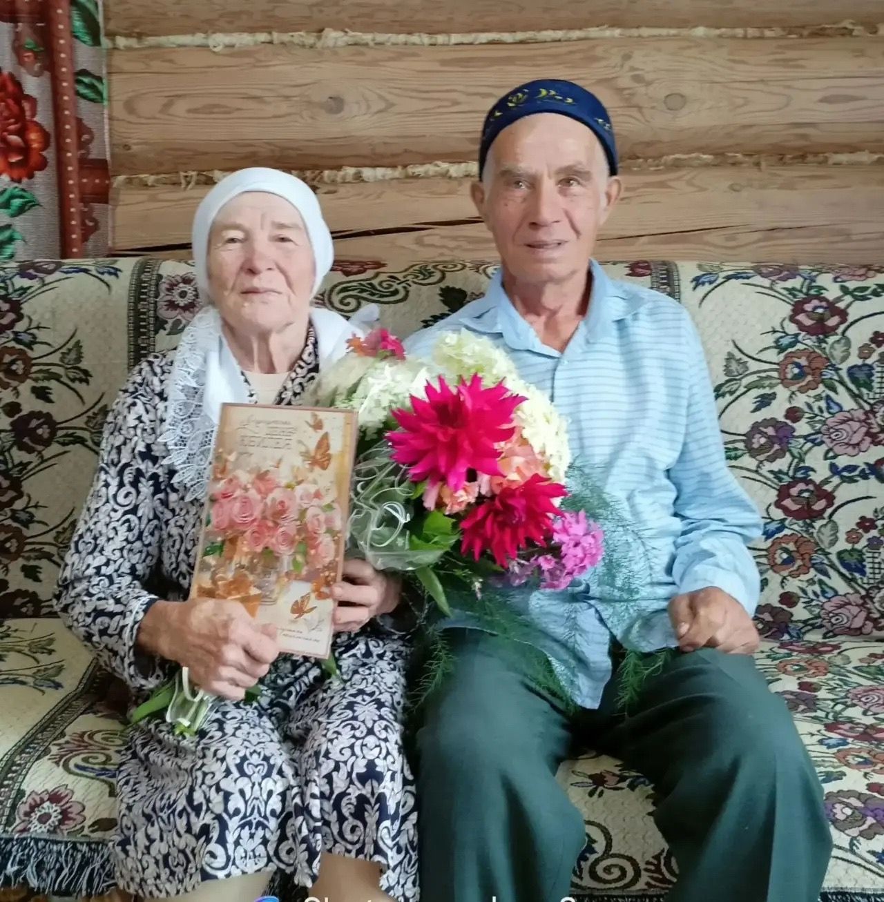 В Кичкетане поздравили с юбилеем ветерана педагогического труда