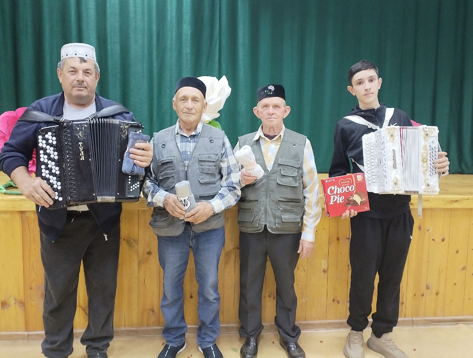 Салагыш мәдәният йортында «Шушы яктан, шушы туфрактан» исемле музыкаль-шигъри кичә узды