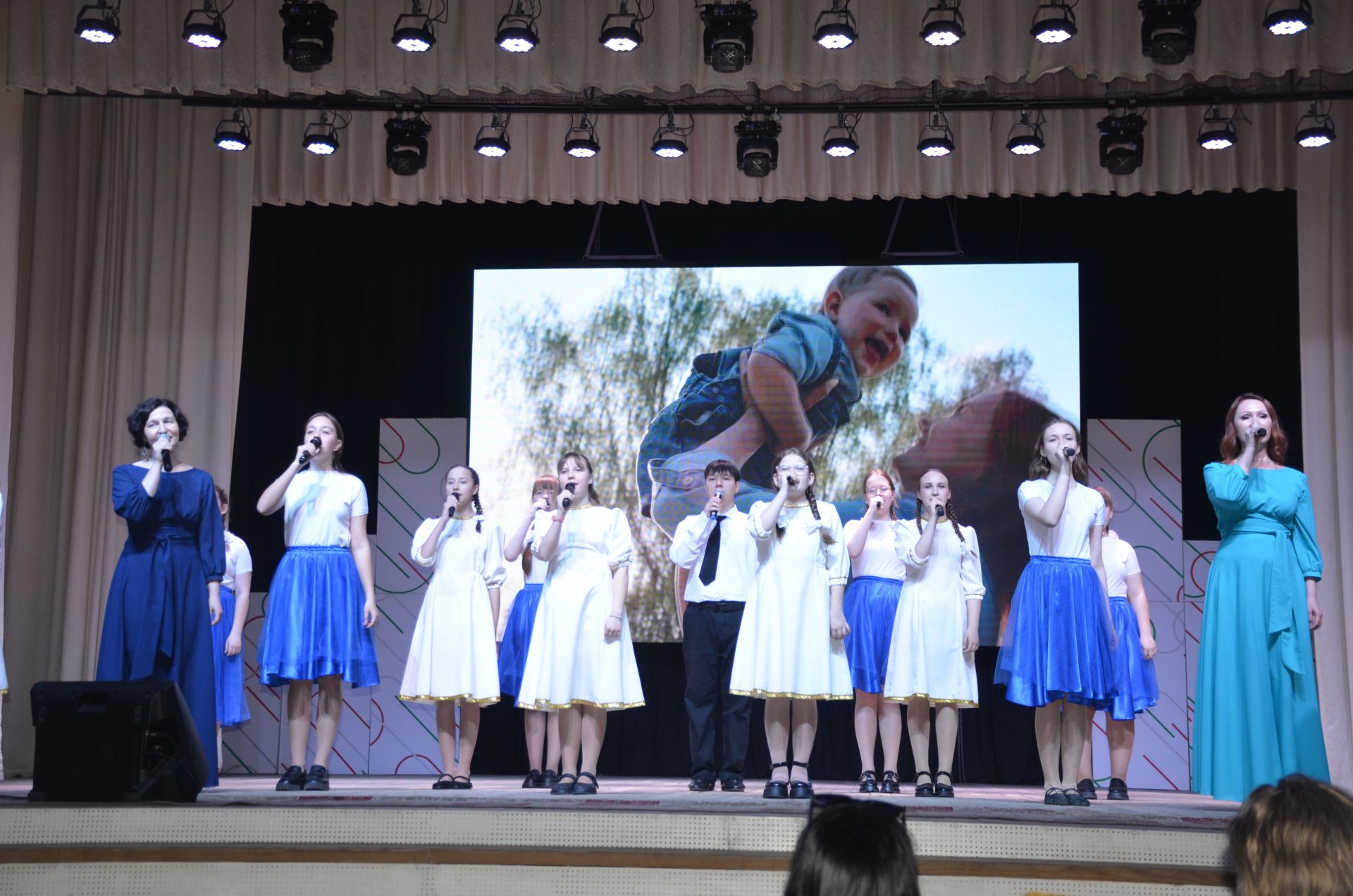 В Районном дворце культуры прошёл фестиваль талантов