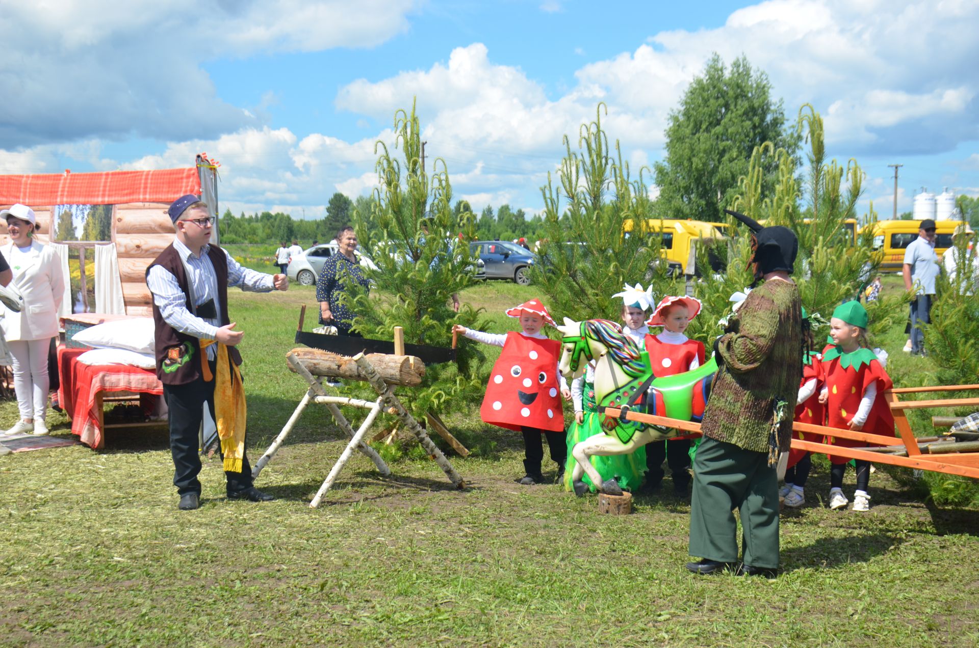 В Агрызе состоялся народный татарский праздник - Сабантуй