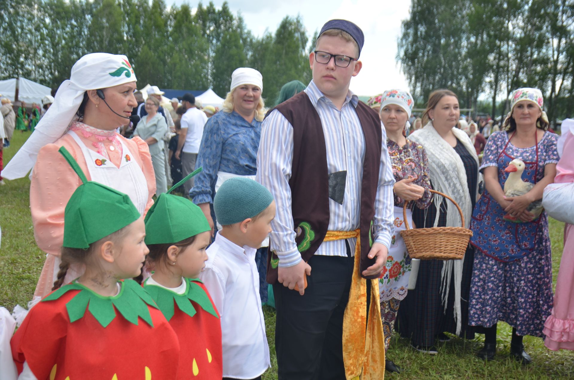 В Агрызе состоялся народный татарский праздник - Сабантуй